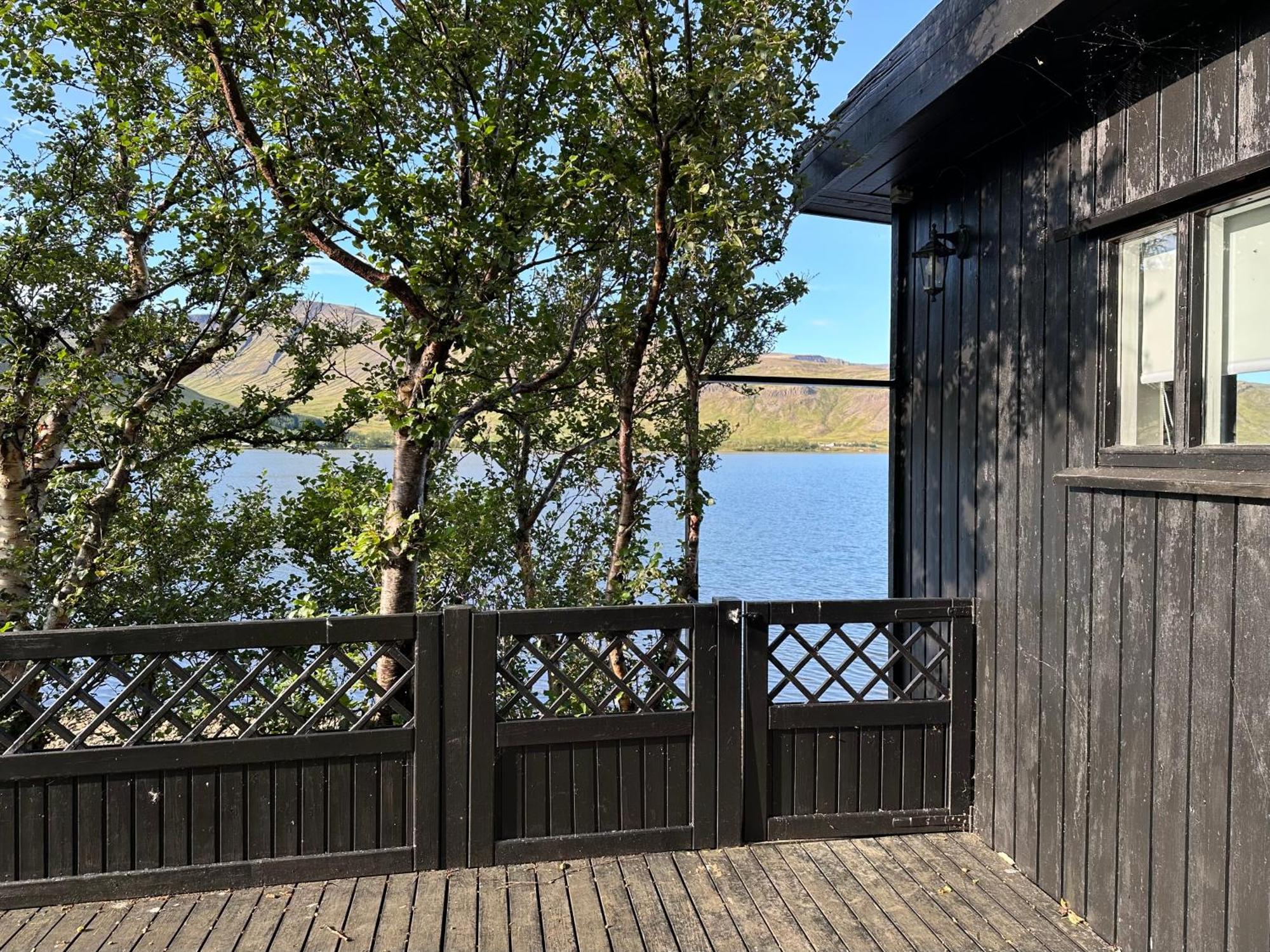 Cosy Lakeview Cabin 45 Minutes From Reykjavik Mosfellsbaer Buitenkant foto