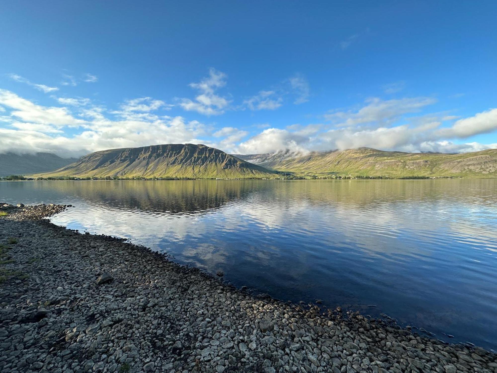 Cosy Lakeview Cabin 45 Minutes From Reykjavik Mosfellsbaer Buitenkant foto